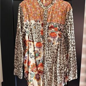 Anthropologie Women Pilcro Button Shirt Multicolor Leopard Floral Long Sleeve M